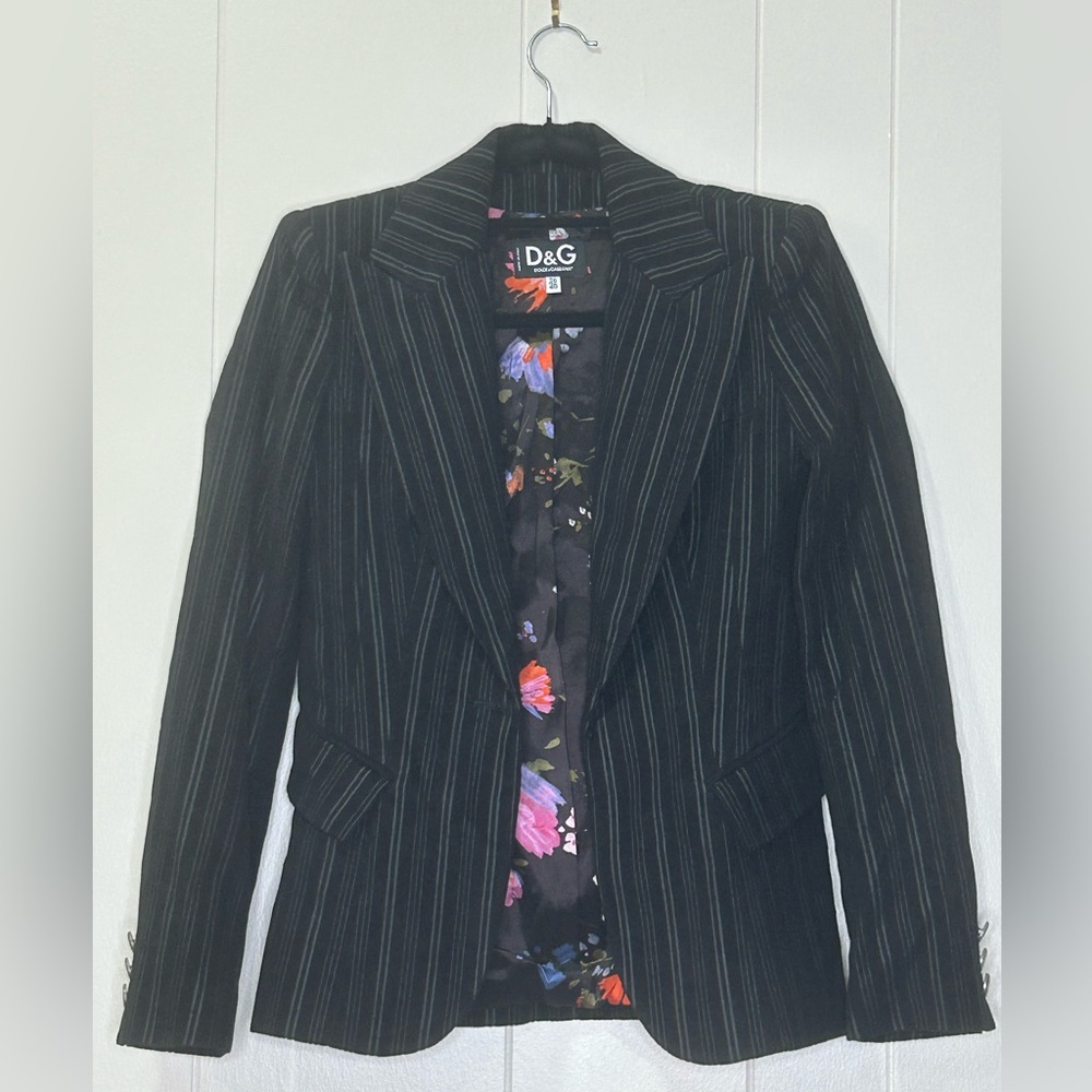 Men’s Black and White pinstriped, Dolce & Gabbana jacket size 40 regular / med